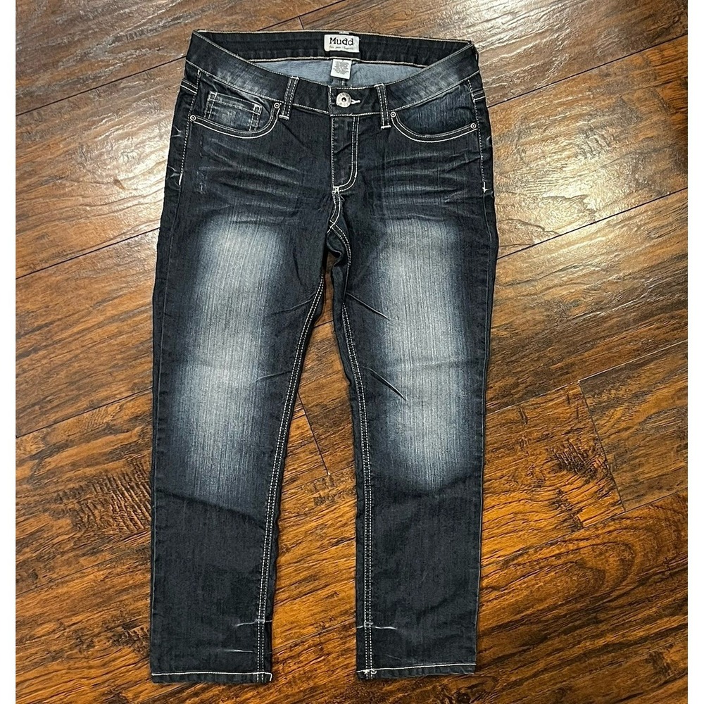 Mudd Low Rise Denim‎ Capri Pants, Dark Wash, Junior's Size 7
